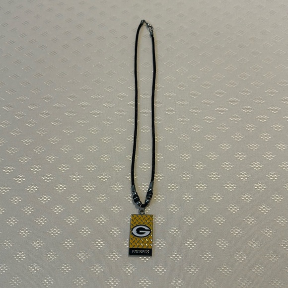 Green Bay Packers Necklace - Picture 1 of 3